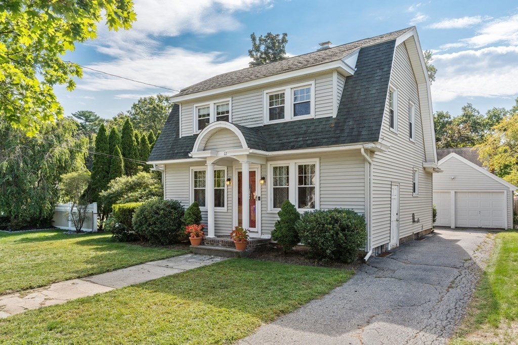 17 Fenimore Boulevard Springfield, MA 01108 - Photo 1 of 30