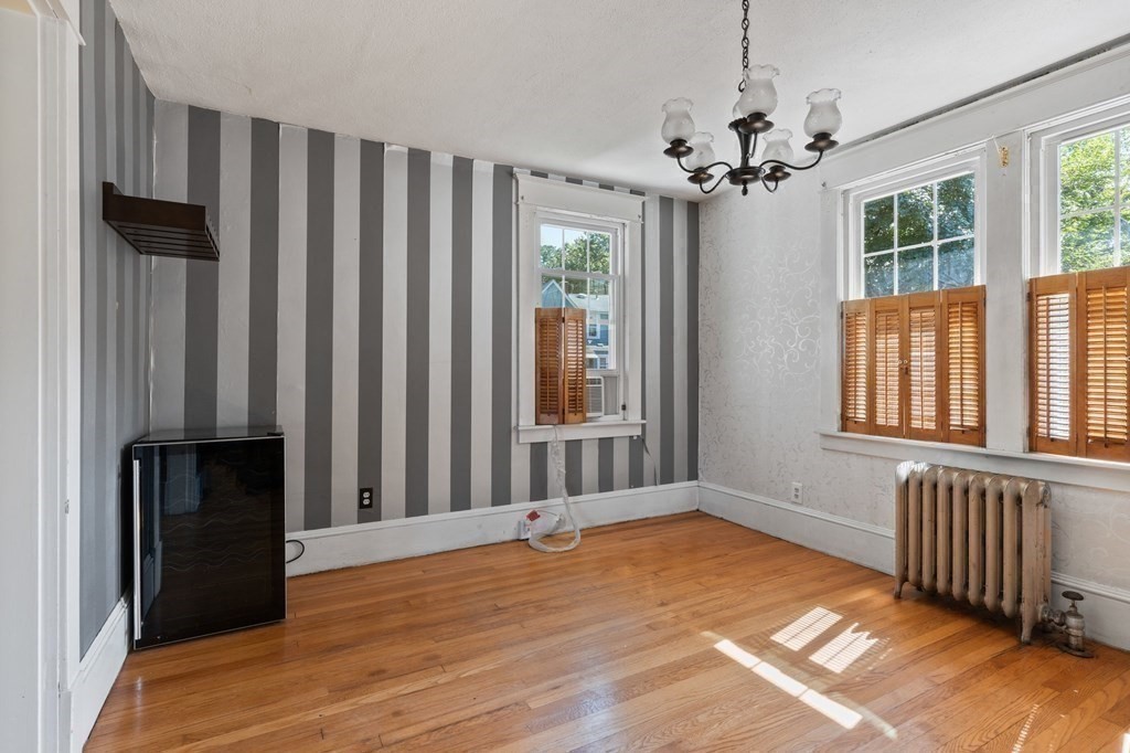 17 Fenimore Boulevard Springfield, MA 01108 - Photo 15 of 30