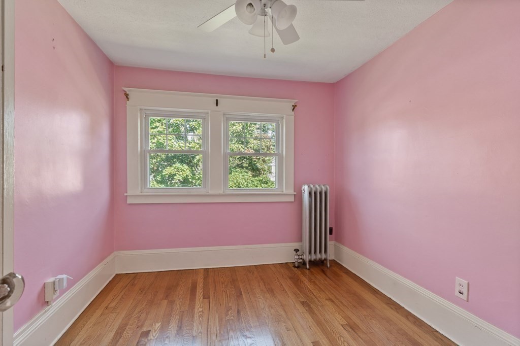 17 Fenimore Boulevard Springfield, MA 01108 - Photo 22 of 30