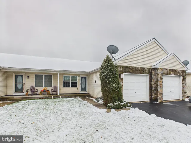 $234,000 | 1919 Deerfield Drive, Dover, PA 17315