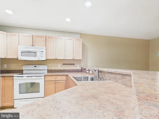 $234,000 | 1919 Deerfield Drive, Dover, PA 17315