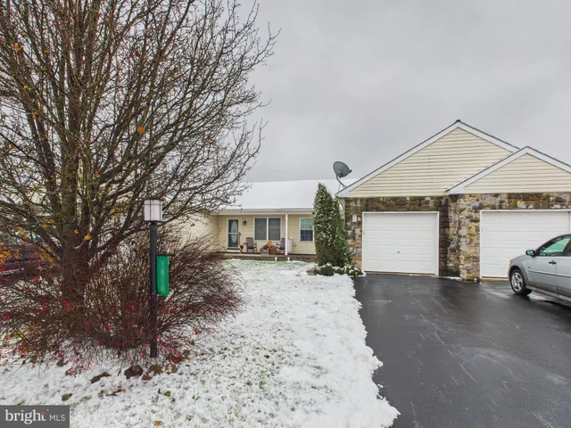 $234,000 | 1919 Deerfield Drive, Dover, PA 17315