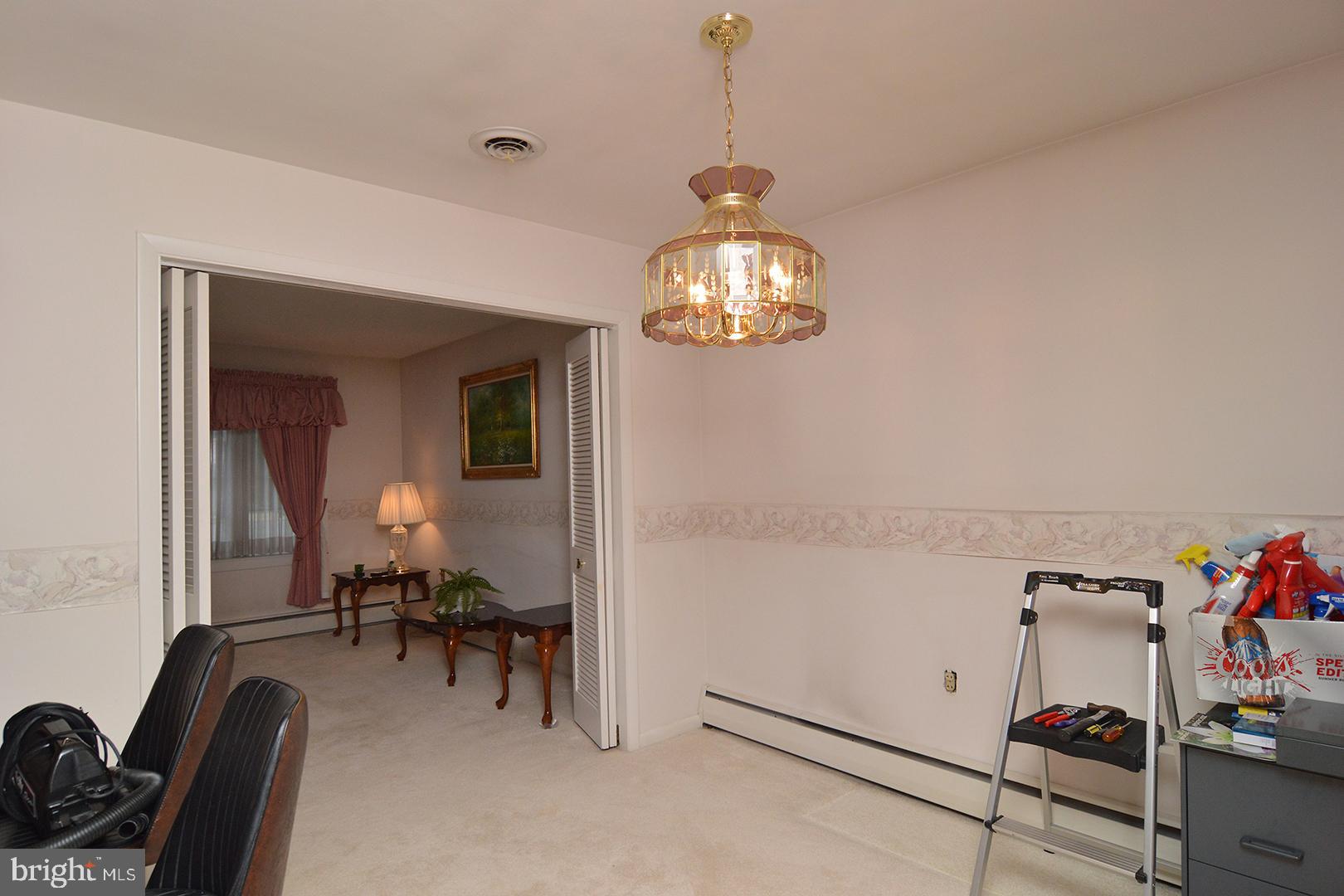1526 Commonwealth Boulevard Reading, PA 19607 - Photo 11 of 36