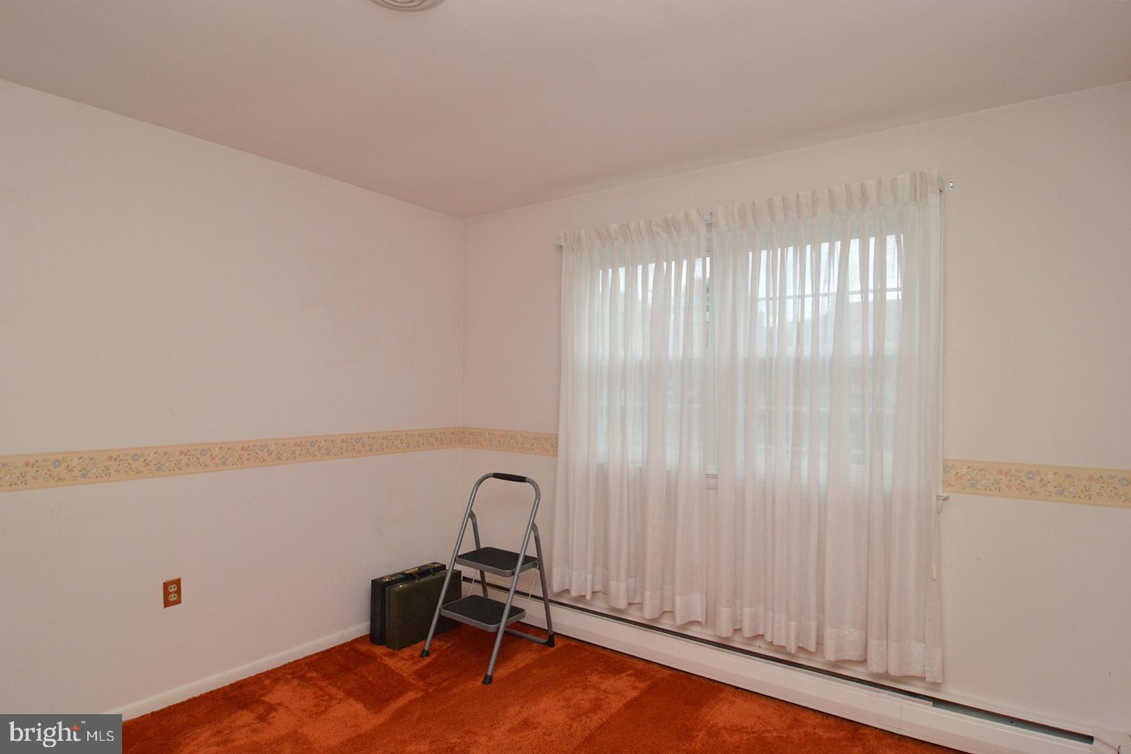 1526 Commonwealth Boulevard Reading, PA 19607 - Photo 21 of 36