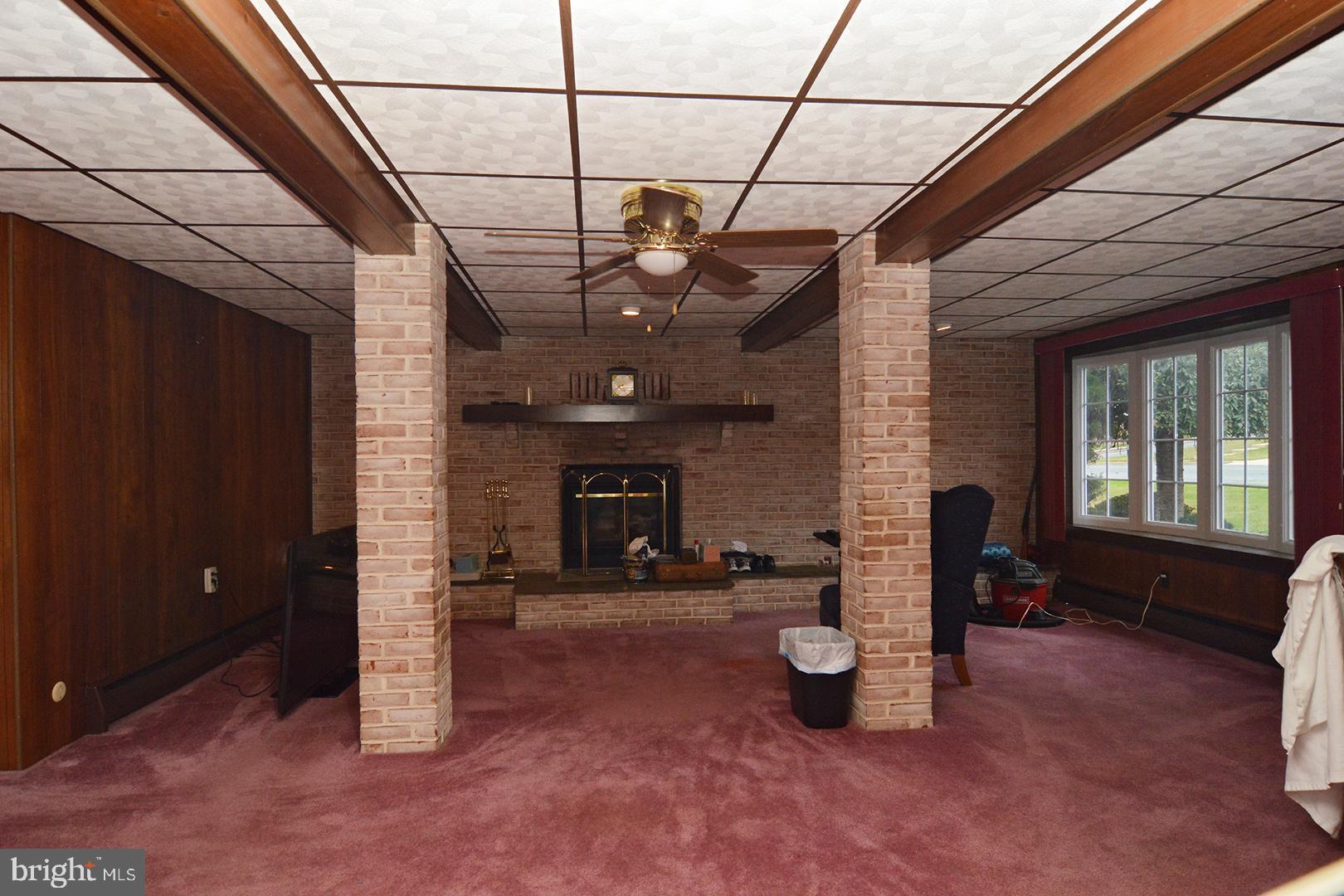 1526 Commonwealth Boulevard Reading, PA 19607 - Photo 22 of 36