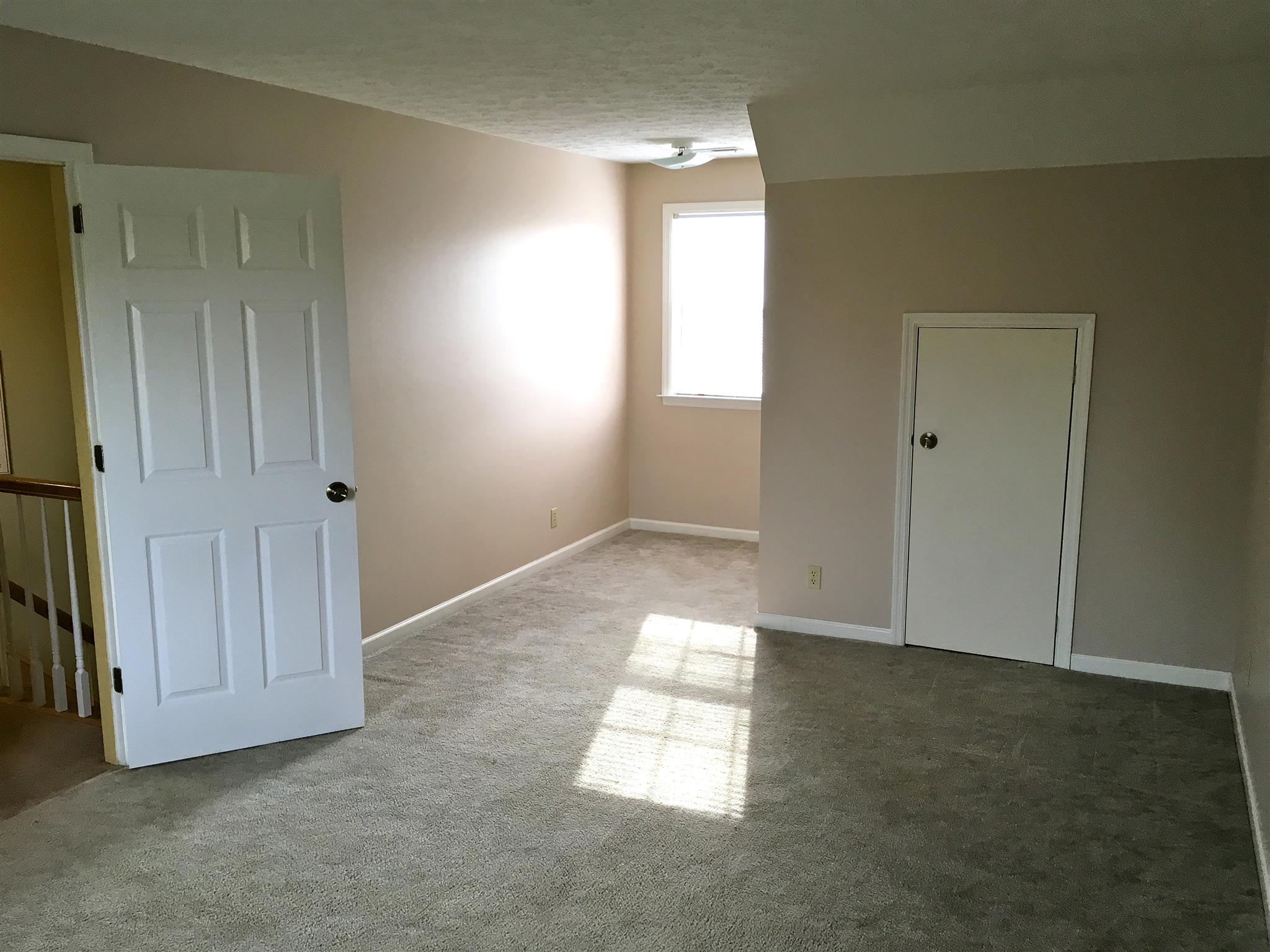 2735 New Hall Road Greenbrier, TN 37073 - Photo 19 of 26 an empty room with windows