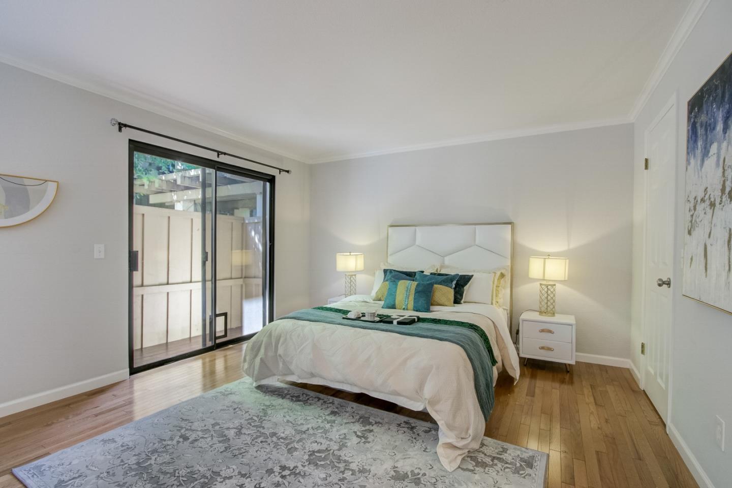 77 Roberts Road Los Gatos, CA 95032 - Photo 9 of 15 Gallery Image 9