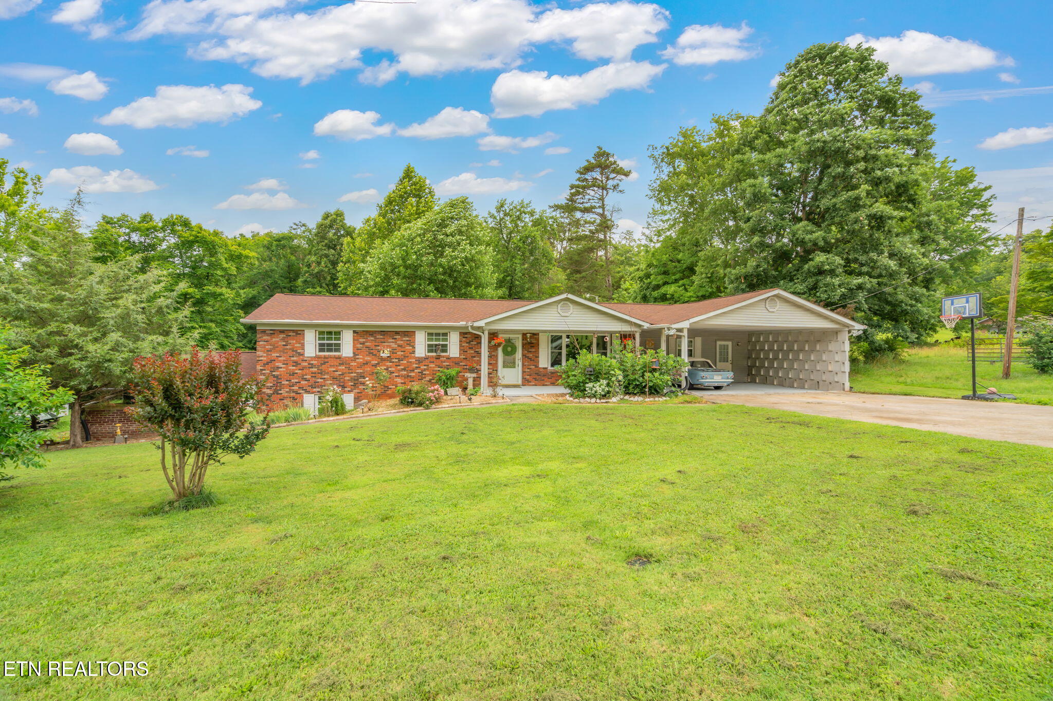 6901 Texas Valley Road Knoxville, TN 37938 - Photo 2 of 60 2-web-or-mls-6901 Texas Valley Road-54