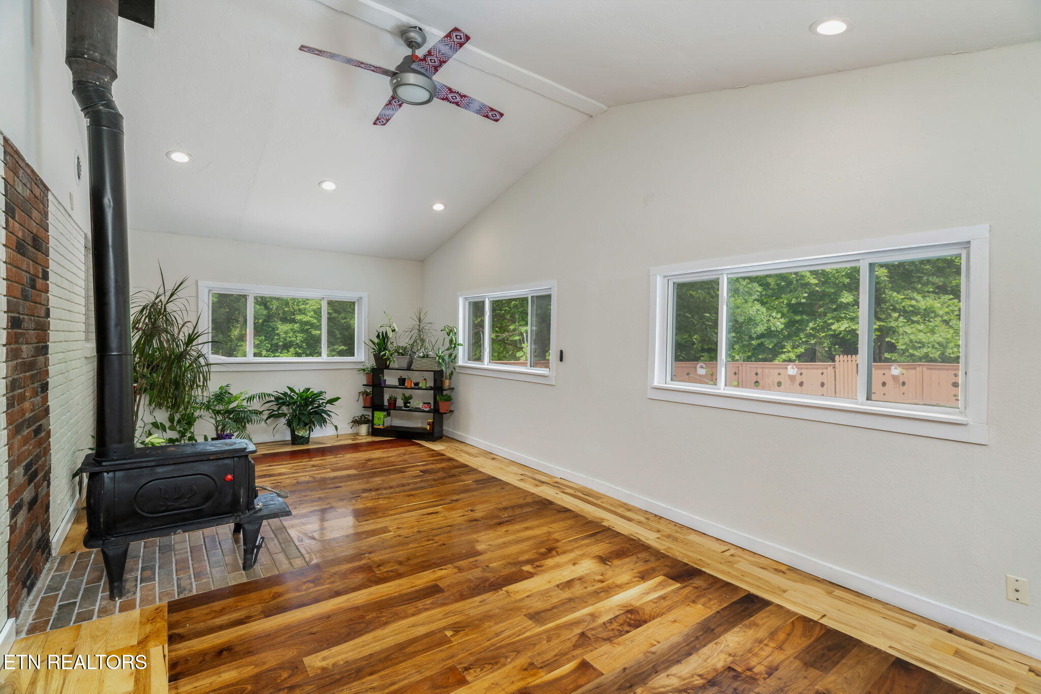 6901 Texas Valley Road Knoxville, TN 37938 - Photo 30 of 60 30-web-or-mls-6901 Texas Valley Road-22