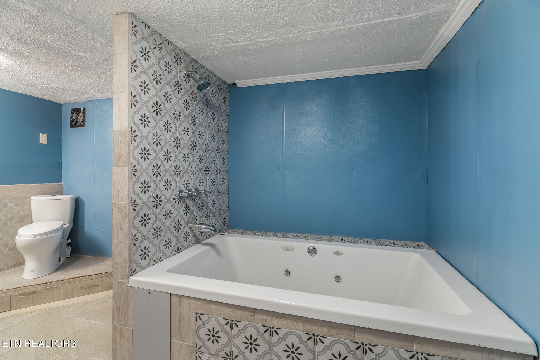 6901 Texas Valley Road Knoxville, TN 37938 - Photo 43 of 60 43-web-or-mls-6901 Texas Valley Road-35