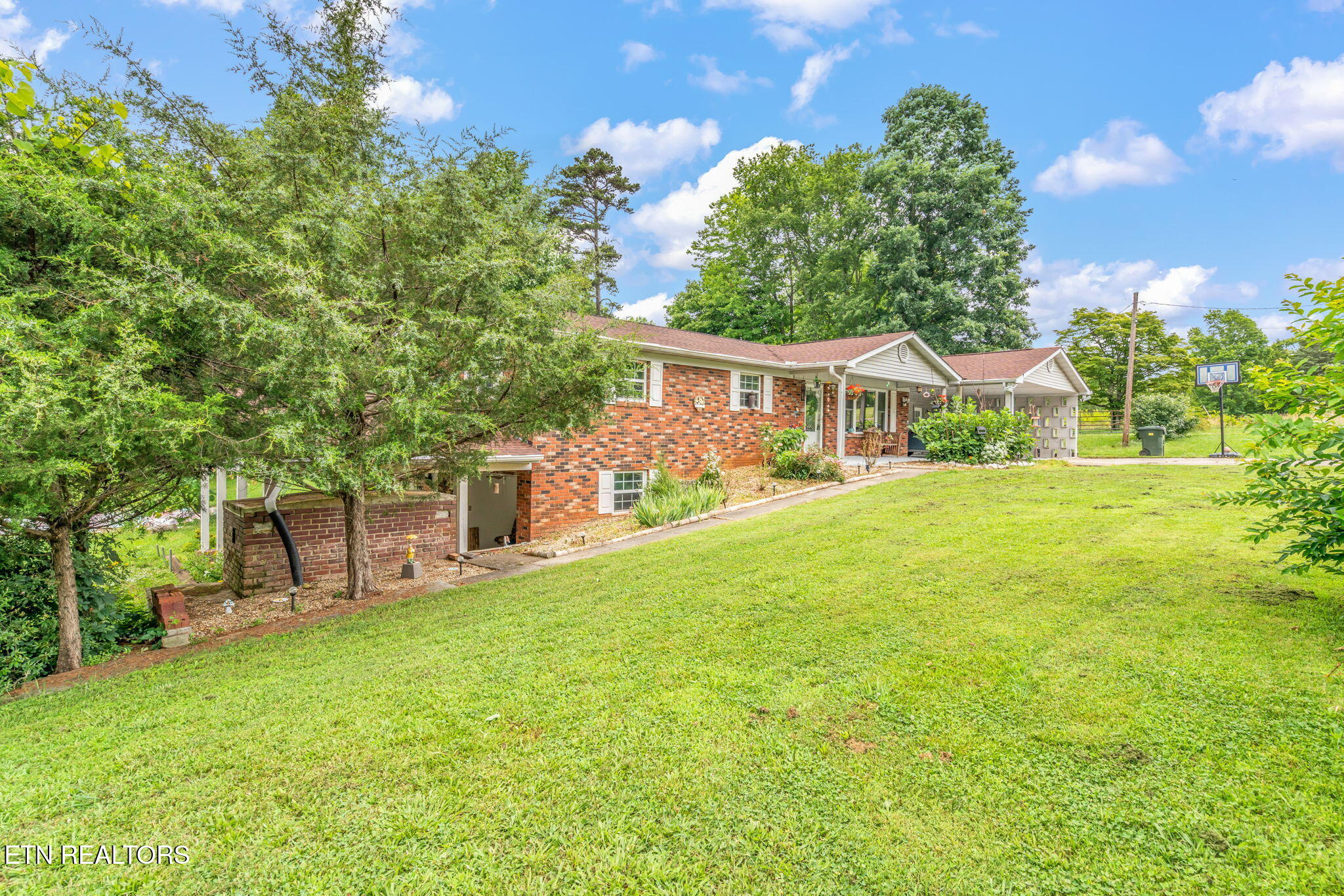 6901 Texas Valley Road Knoxville, TN 37938 - Photo 46 of 60 46-web-or-mls-6901 Texas Valley Road-44