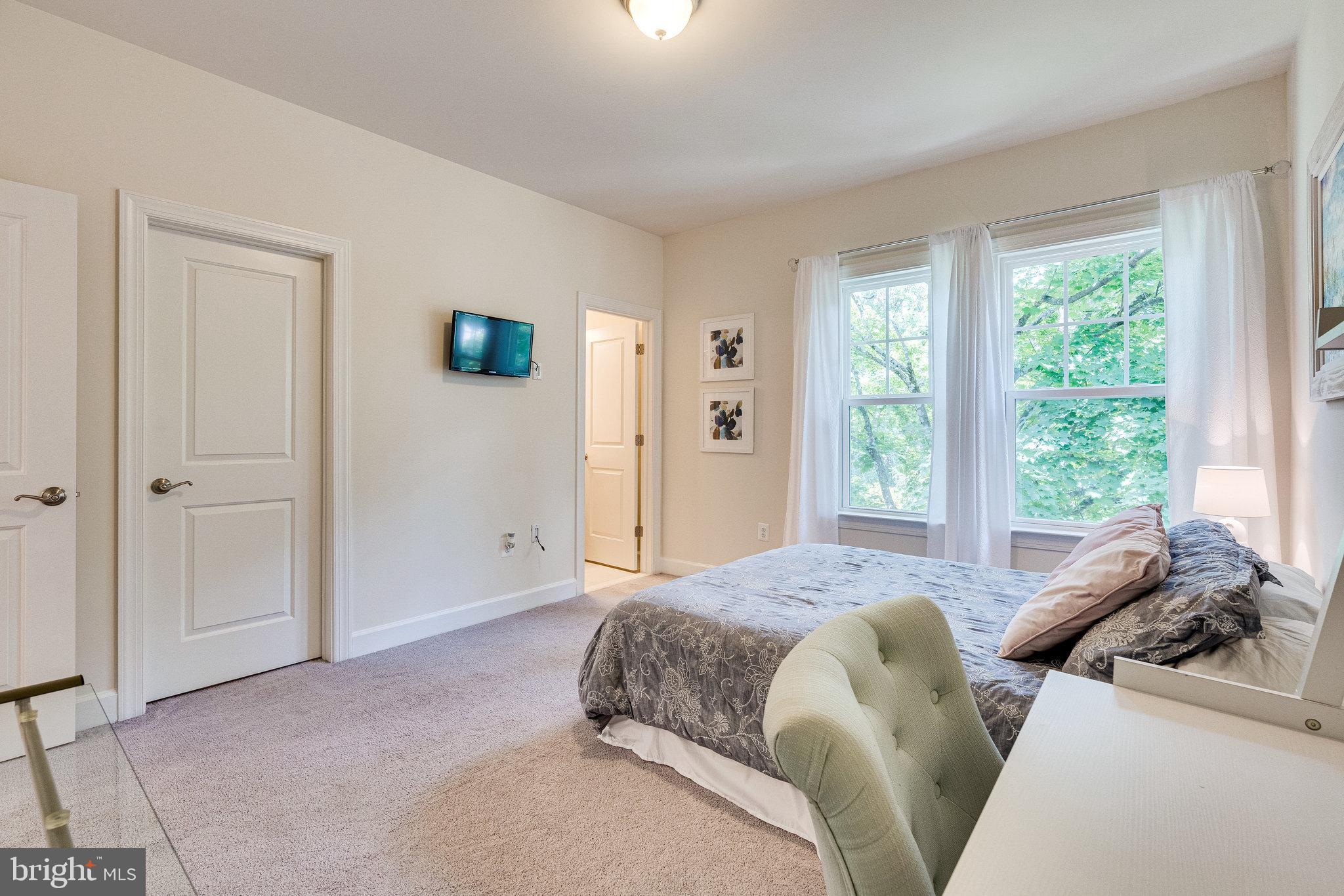 508 Beulah Road Vienna, VA 22180 - Photo 35 of 67