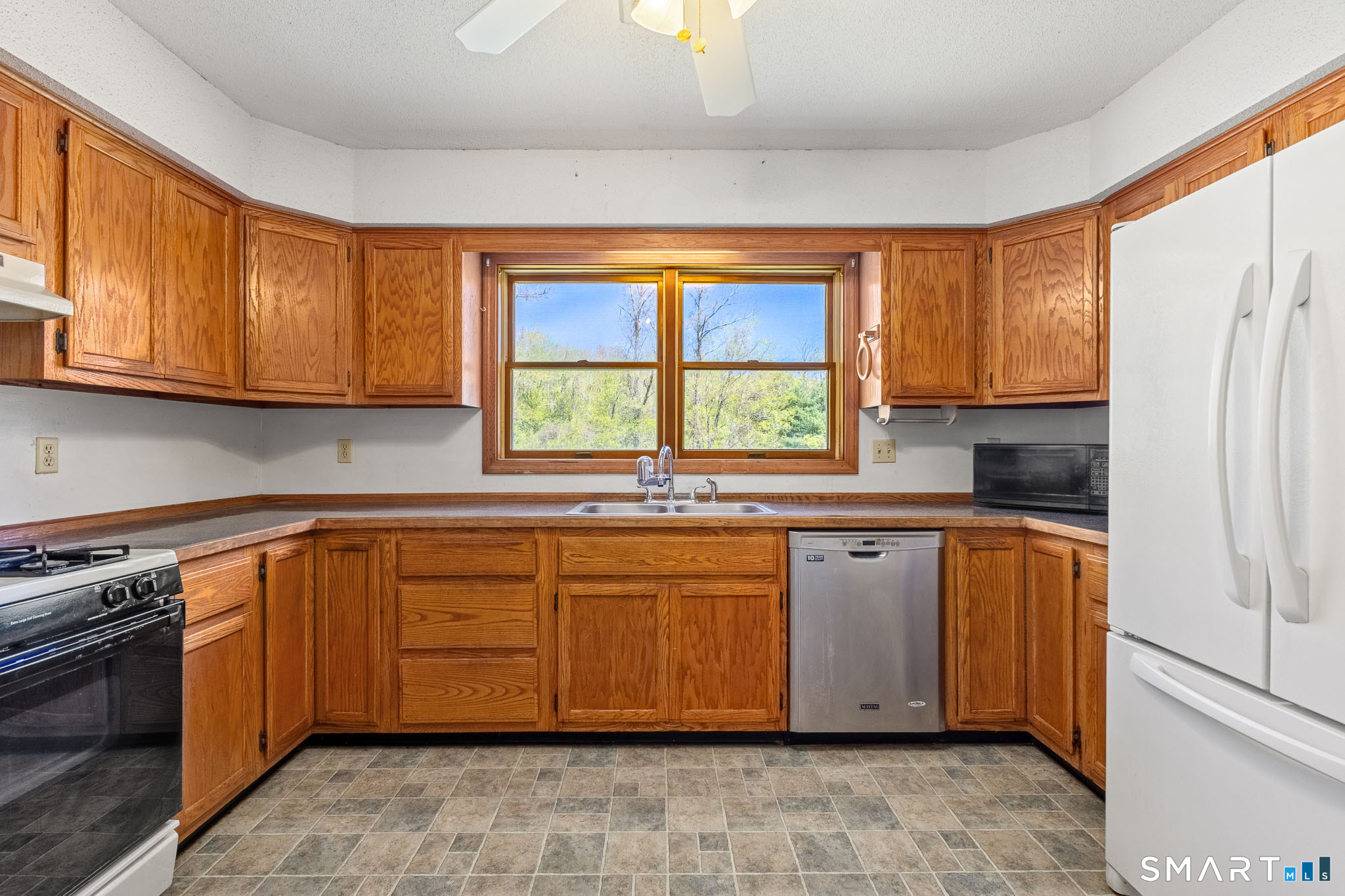77 Latham Road Willington, CT 06279 - Photo 12 of 36