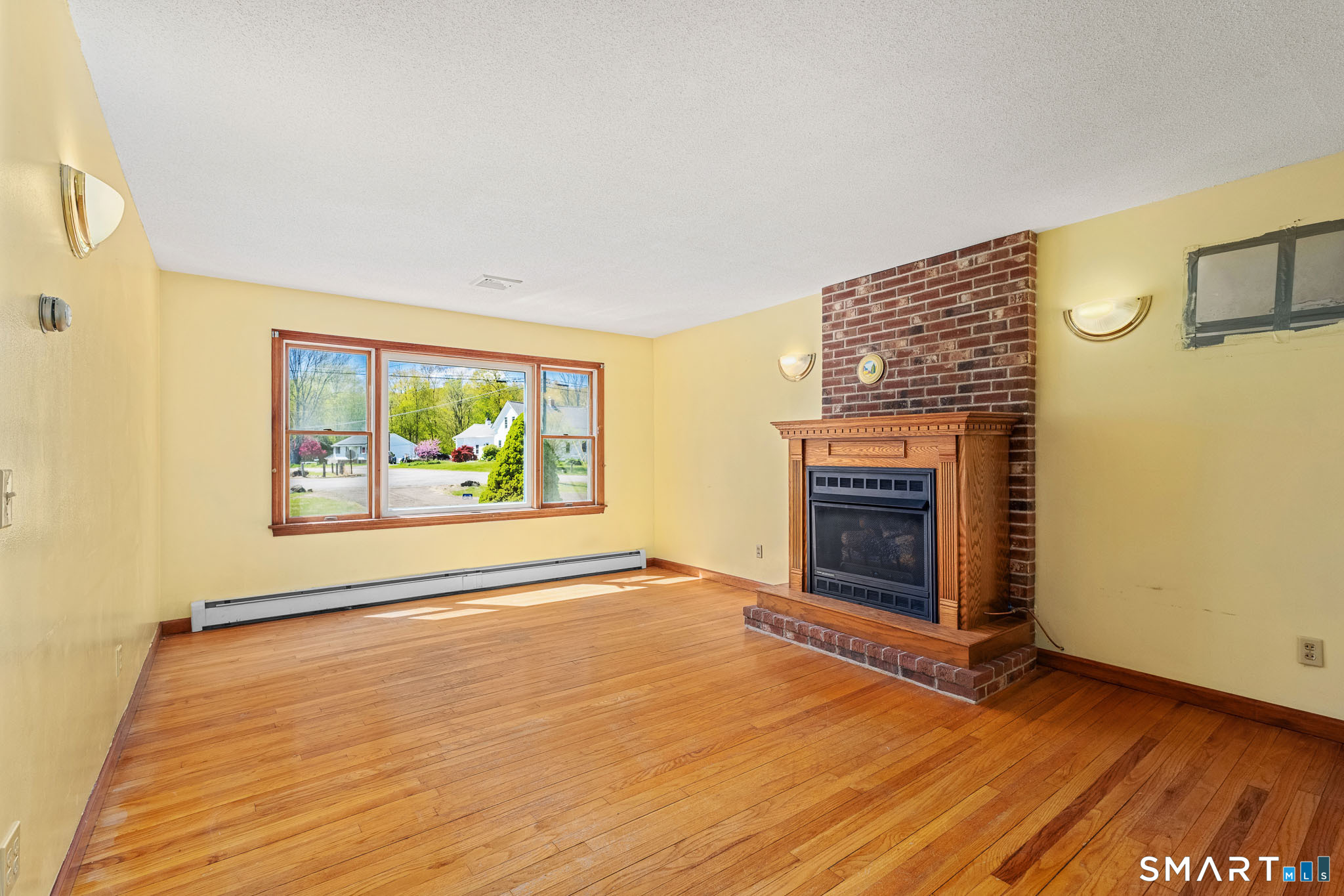 77 Latham Road Willington, CT 06279 - Photo 5 of 36
