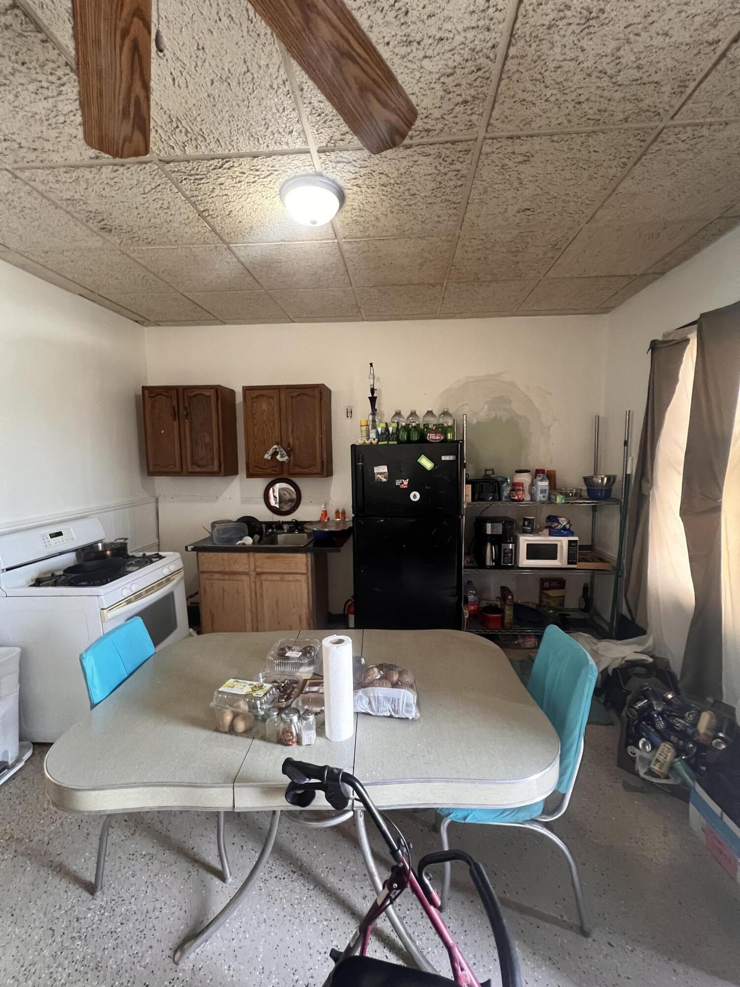 1444 Blake Avenue Racine, WI 53404 - Photo 5 of 13 IMG_5733