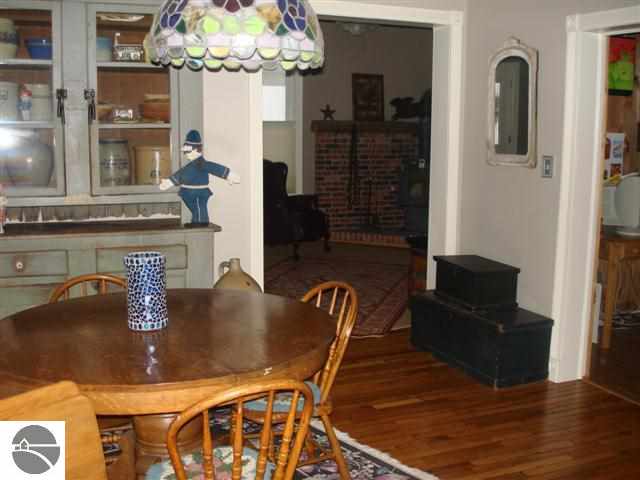 18249 Mission Road Traverse City, MI 49686 - Photo 8 of 19 1784342-7.JPG
