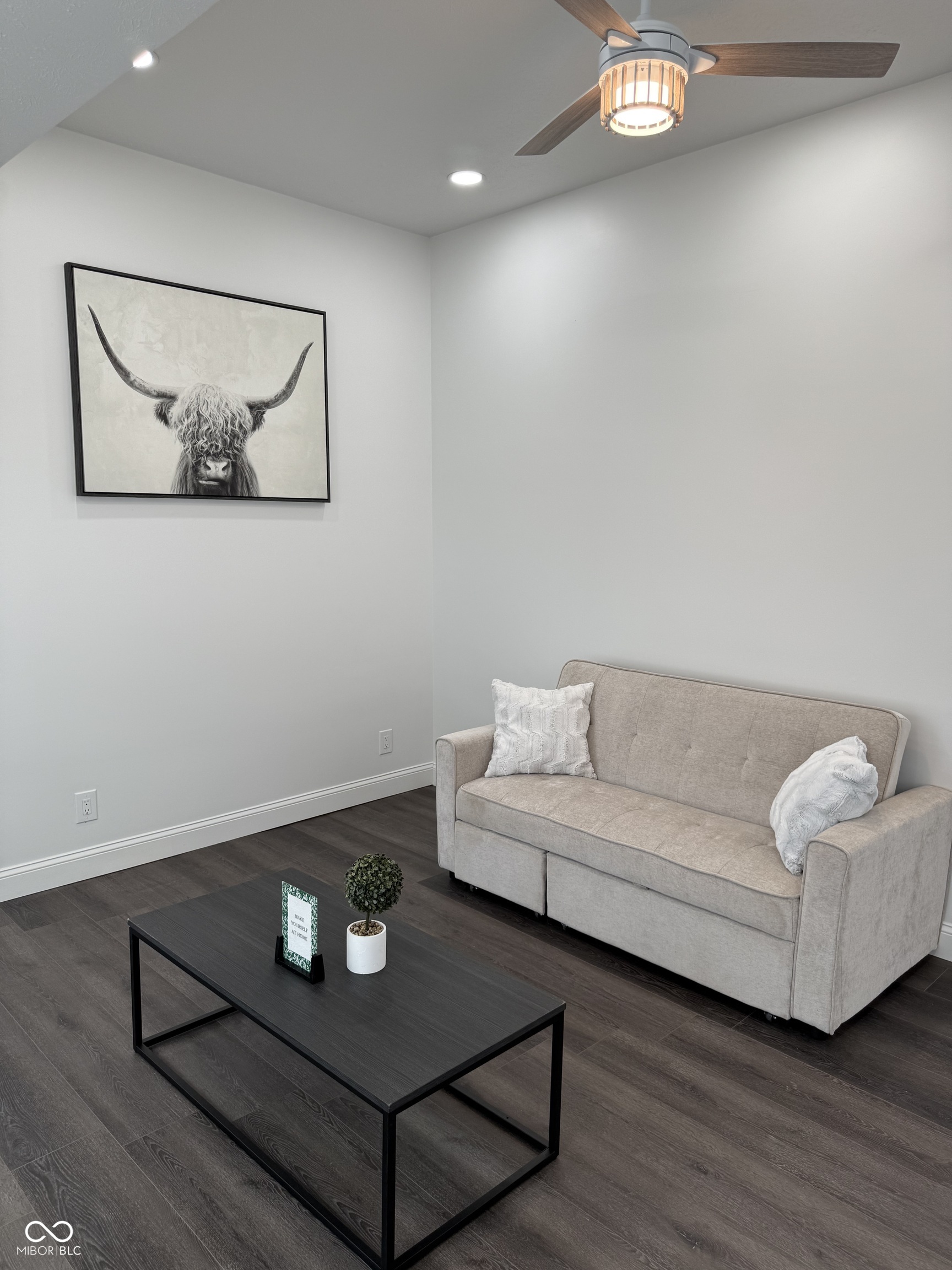 1327 Union Street Columbus, IN 47201 - Photo 8 of 31 Gallery Image 8