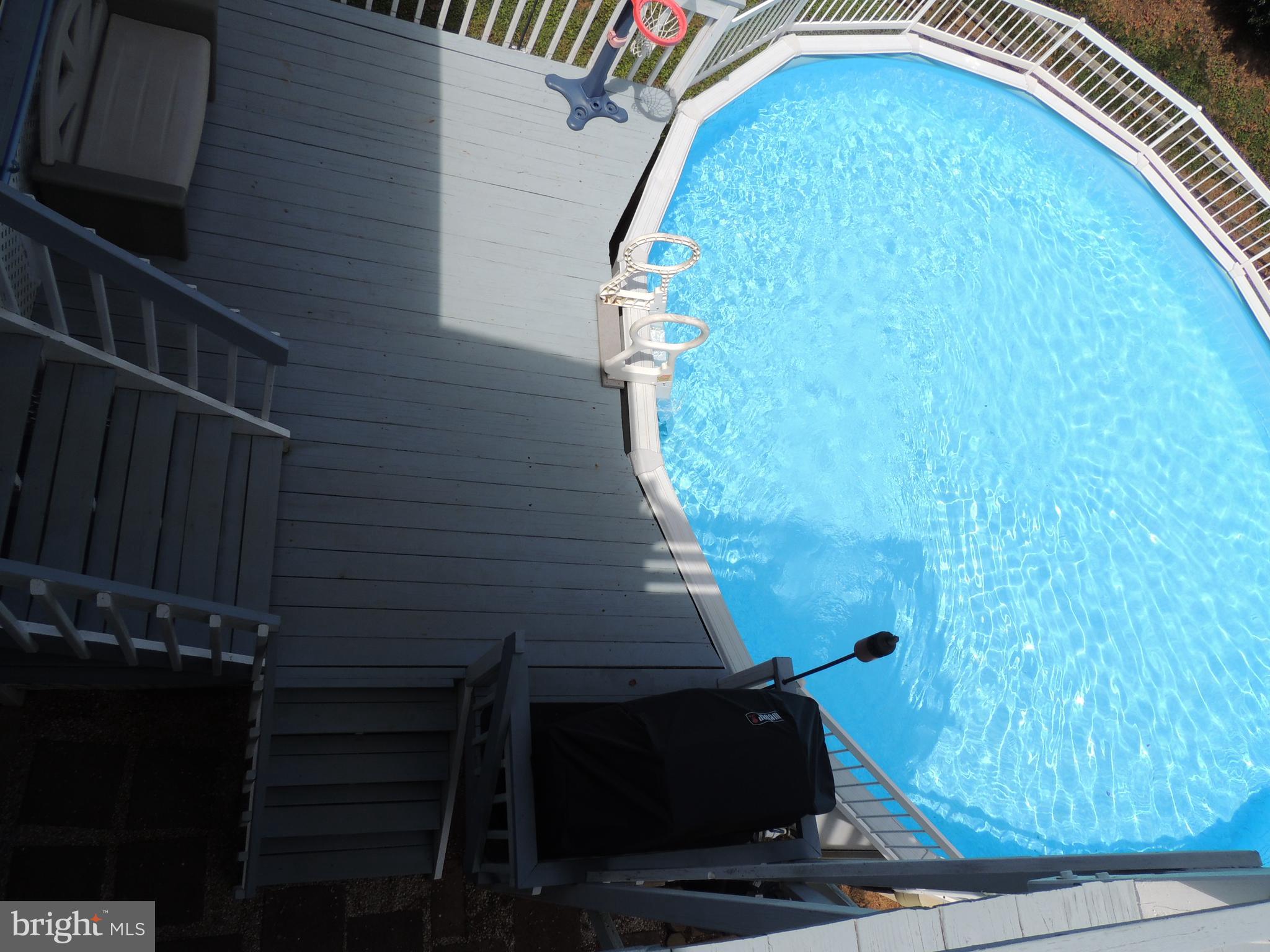 4142 Black Rock Road Hampstead, MD 21074 - Photo 34 of 61 Deck and pool