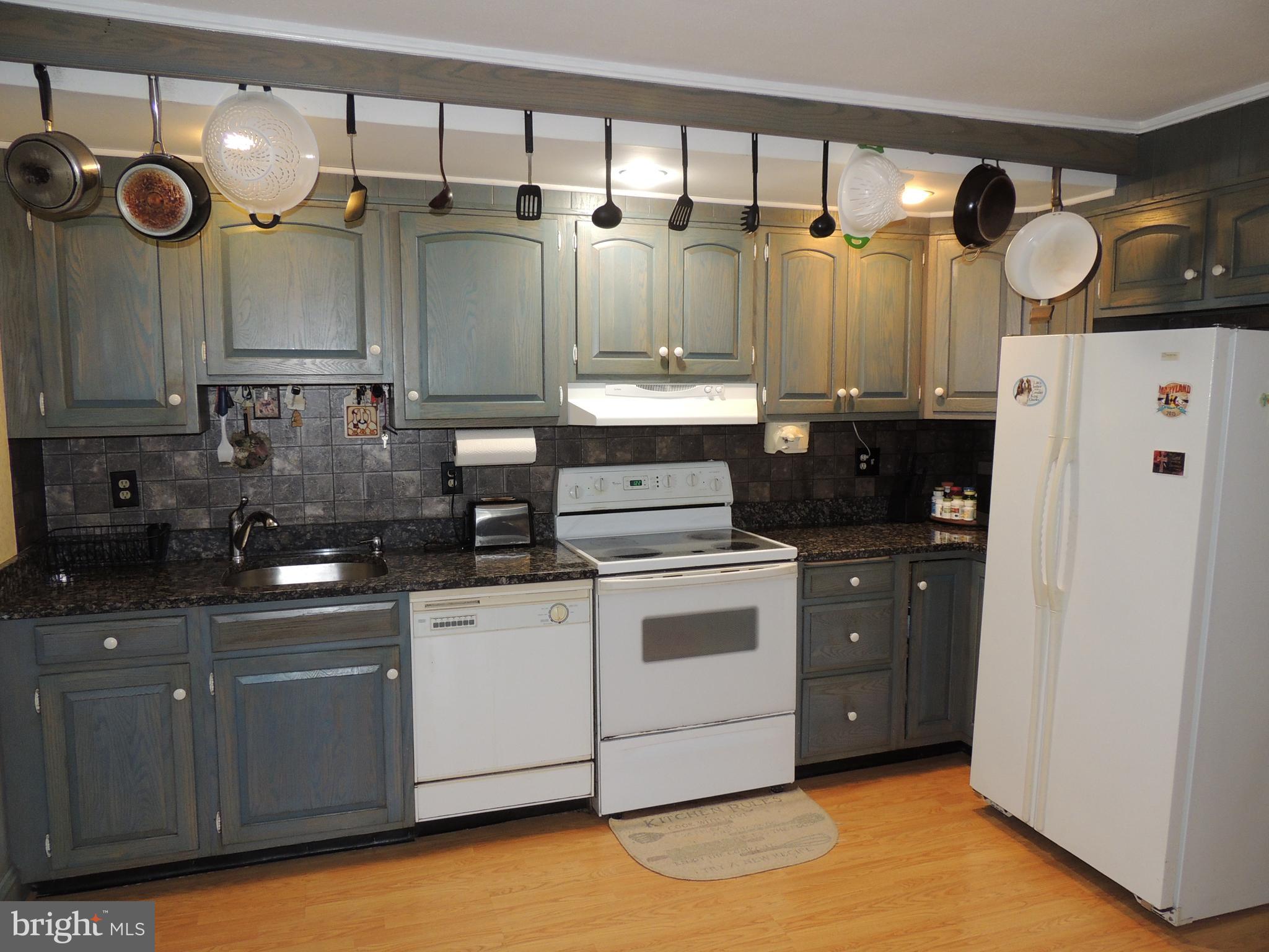 4142 Black Rock Road Hampstead, MD 21074 - Photo 7 of 61 Updated kitchen