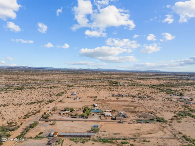 $525,000 | 19019 West Roadrunner Road, Wittmann, AZ 85361