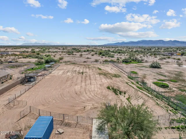 $525,000 | 19019 West Roadrunner Road, Wittmann, AZ 85361
