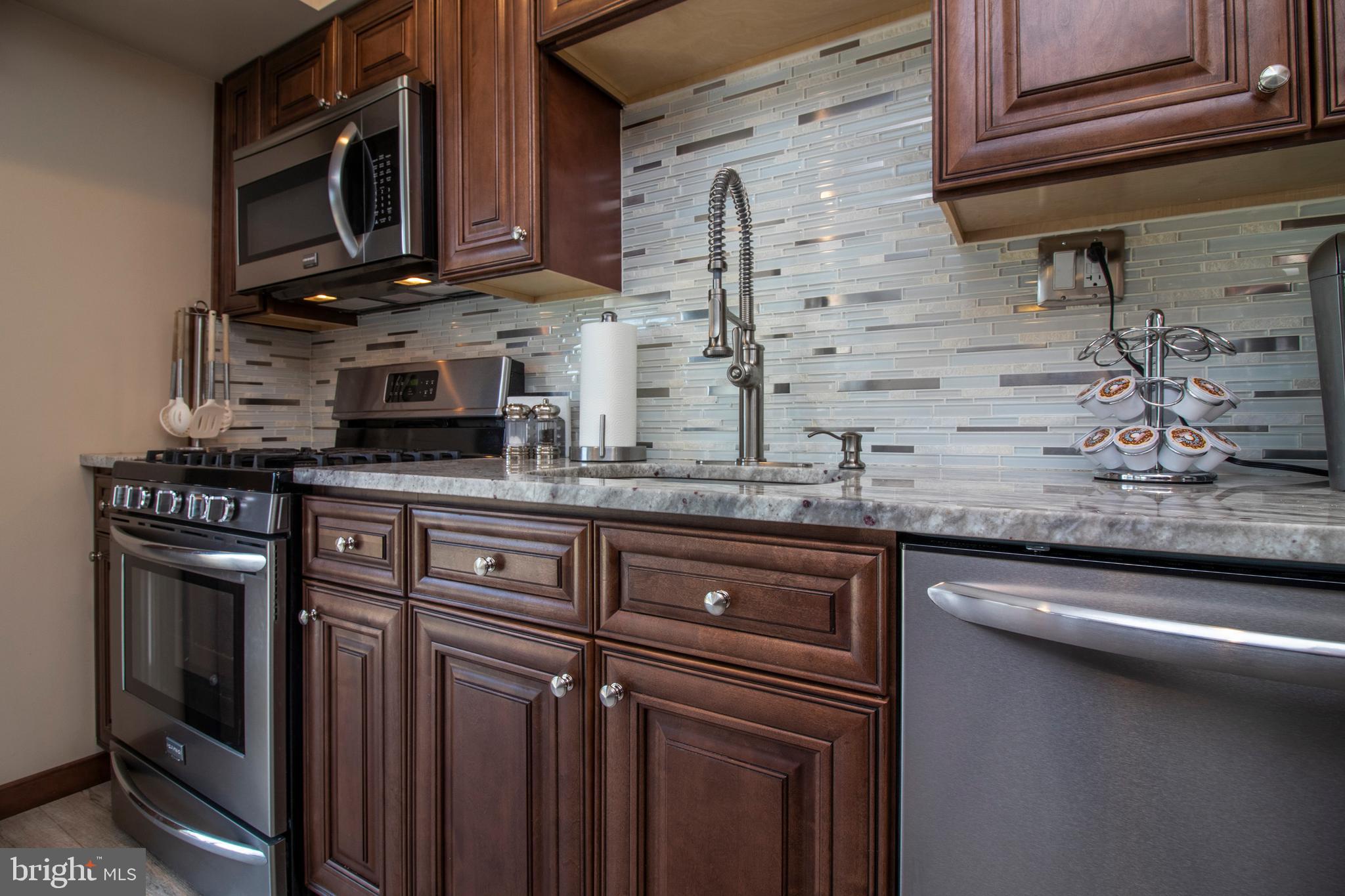 9963 Dungan Road Philadelphia, PA 19115 - Photo 11 of 39 Gallery Image 11