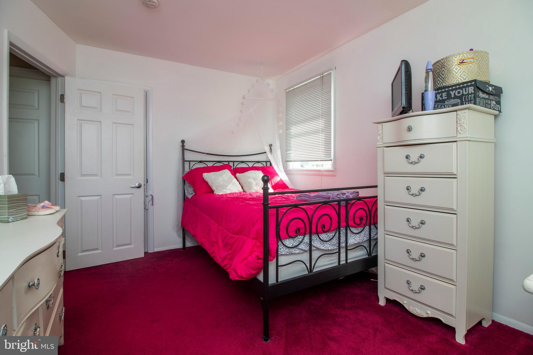 9963 Dungan Road Philadelphia, PA 19115 - Photo 19 of 39 Gallery Image 19