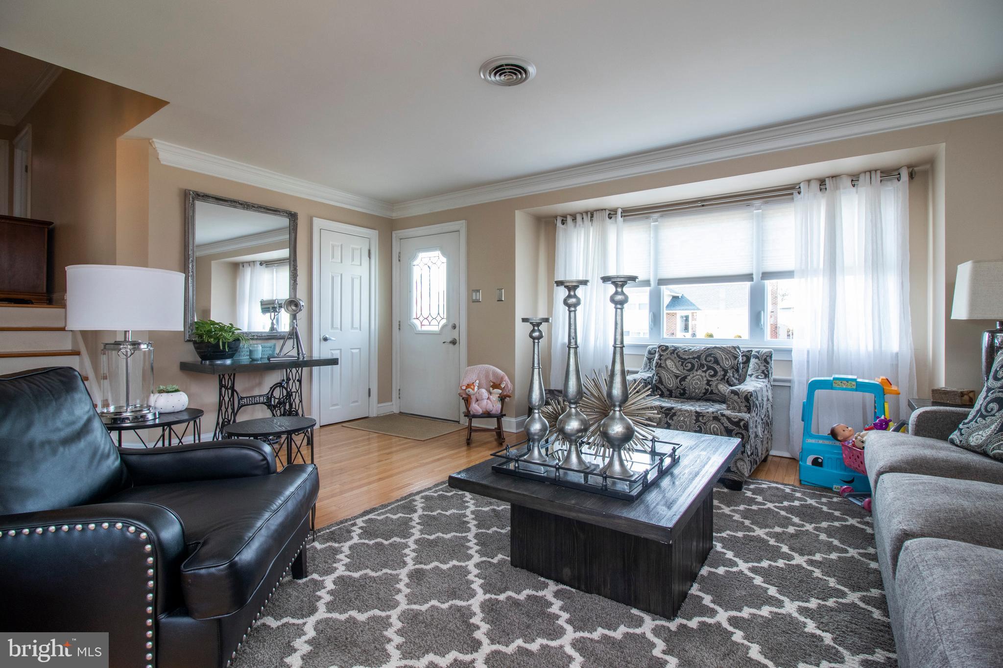 9963 Dungan Road Philadelphia, PA 19115 - Photo 8 of 39 Gallery Image 8