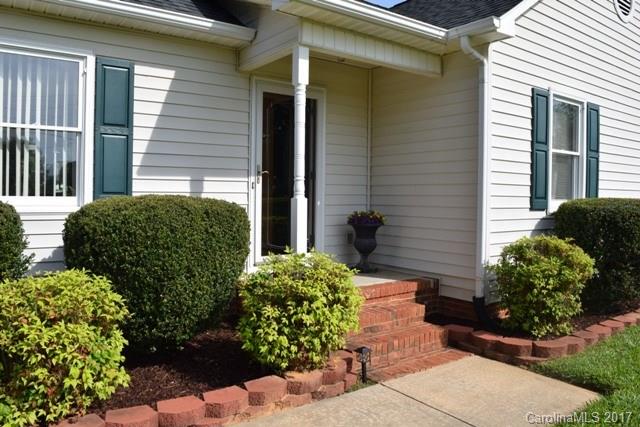 1407 Gordon Road Rock Hill, SC 29732 - Photo 4 of 24 Gallery Image 4