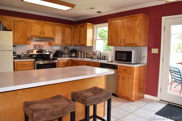 1407 Gordon Road Rock Hill, SC 29732 - Photo 8 of 24 Gallery Image 8