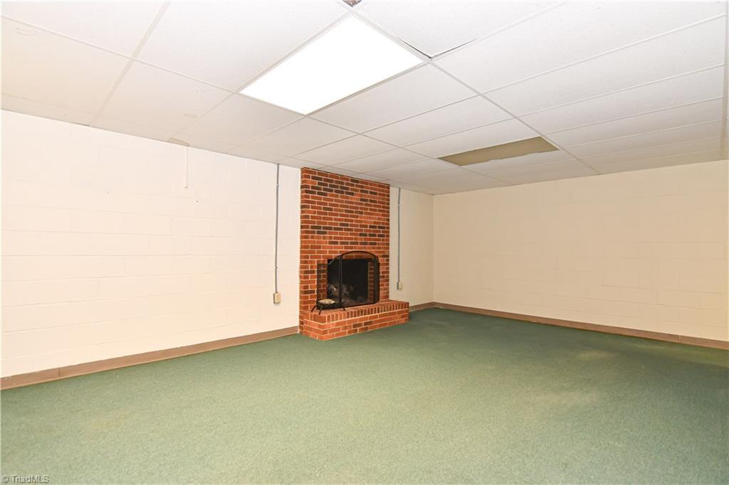 3837 Sandlewood Road High Point, NC 27265 - Photo 19 of 30 Gallery Image 19
