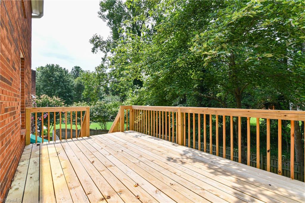 3837 Sandlewood Road High Point, NC 27265 - Photo 23 of 30 Gallery Image 23