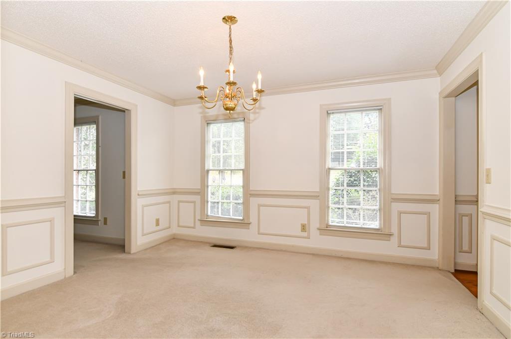 3837 Sandlewood Road High Point, NC 27265 - Photo 6 of 30 Gallery Image 6