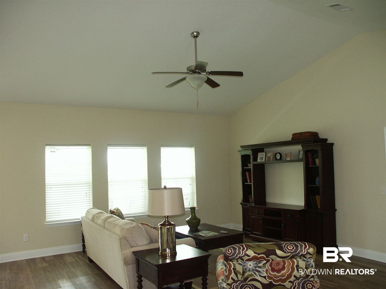12610 Westfield Loop Lillian, AL 36549 - Photo 4 of 24 Great Room Vaulted Ceilin