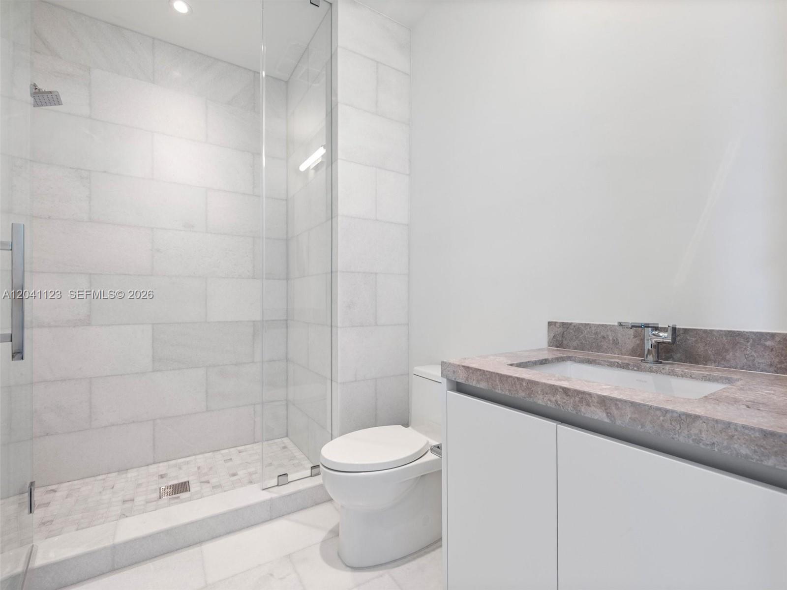175 Southeast 25th Road, Unit 502 Miami, FL 33129 - Photo 17 of 19