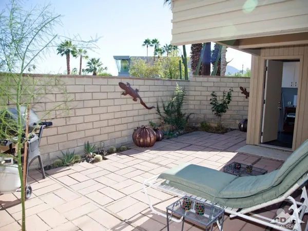 a view of outdoor space yard and patio