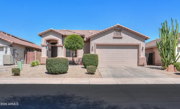 $3,200 | 21563 Greenway Road, Maricopa, AZ 85138