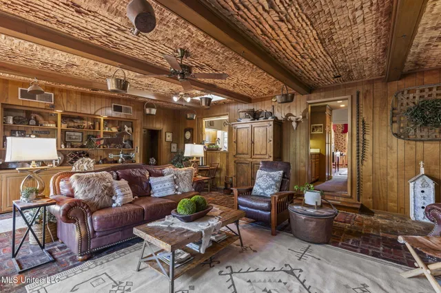 $599,000 | 4019 Old Canton Road, Jackson, MS 39216