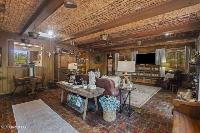 $599,000 | 4019 Old Canton Road, Jackson, MS 39216