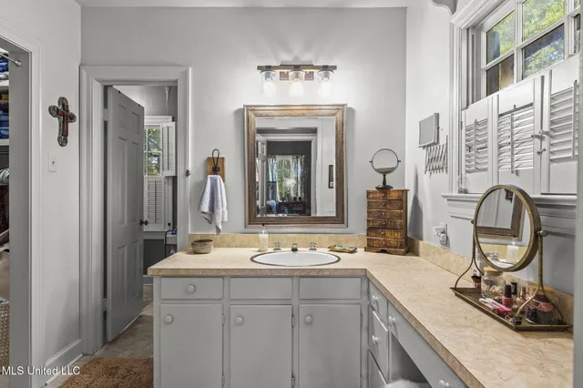 $599,000 | 4019 Old Canton Road, Jackson, MS 39216