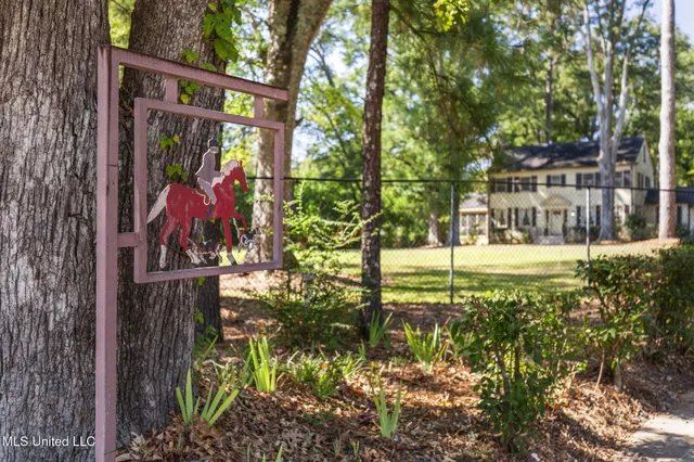 $599,000 | 4019 Old Canton Road, Jackson, MS 39216