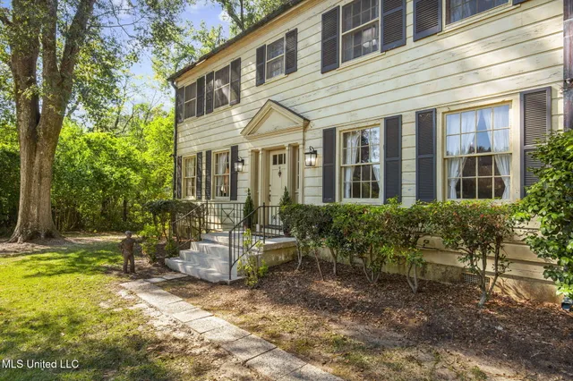 $599,000 | 4019 Old Canton Road, Jackson, MS 39216
