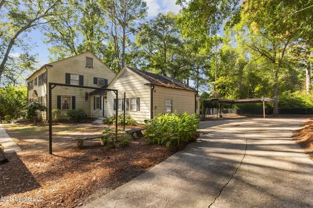 $599,000 | 4019 Old Canton Road, Jackson, MS 39216