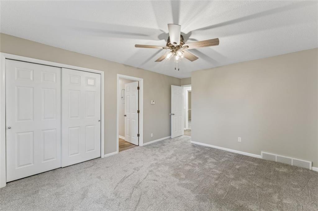 18611 East Salisbury Road Independence, MO 64056 - Photo 31 of 77