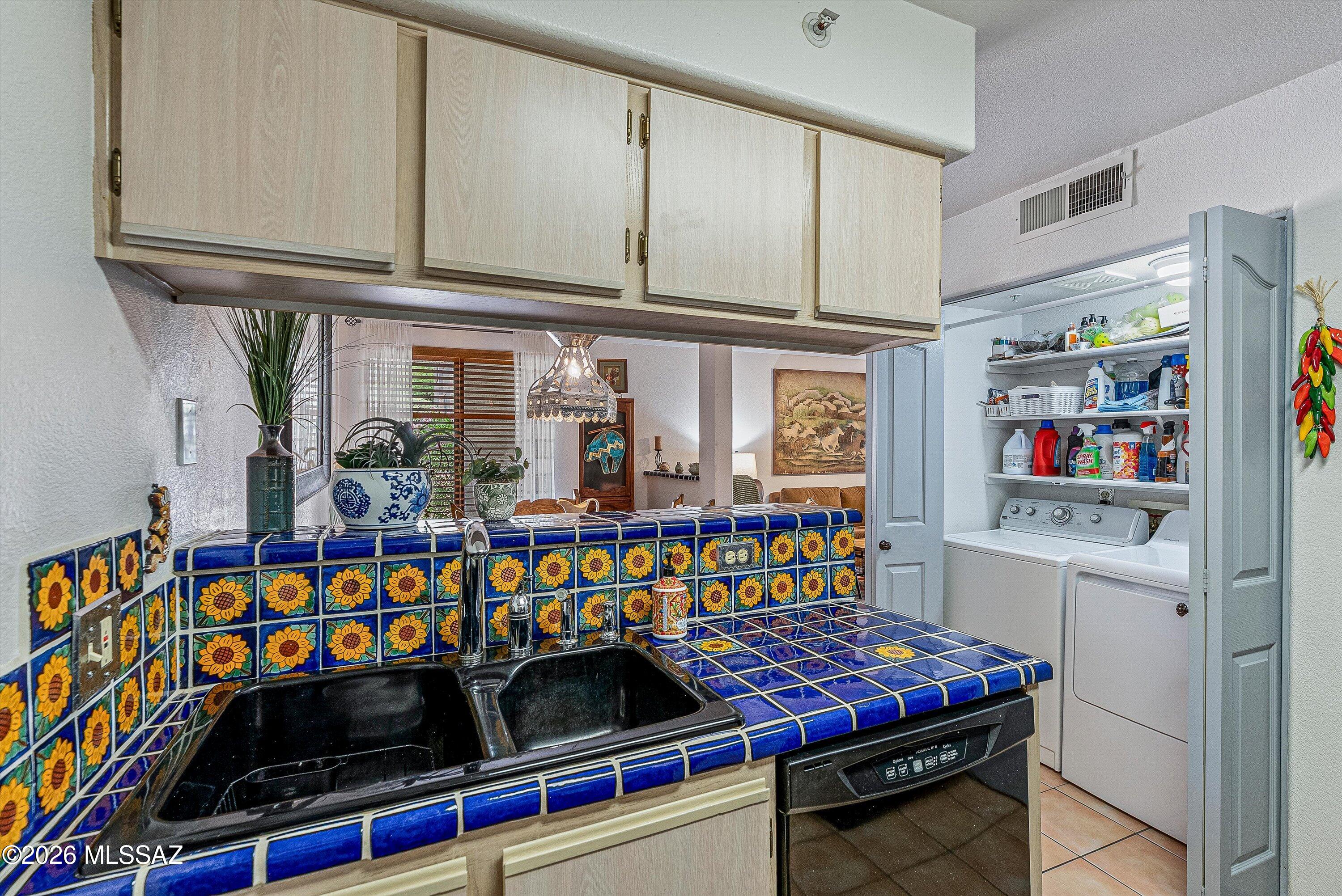 5751 North Kolb Road, Unit 40104 Tucson, AZ 85750 - Photo 10 of 34