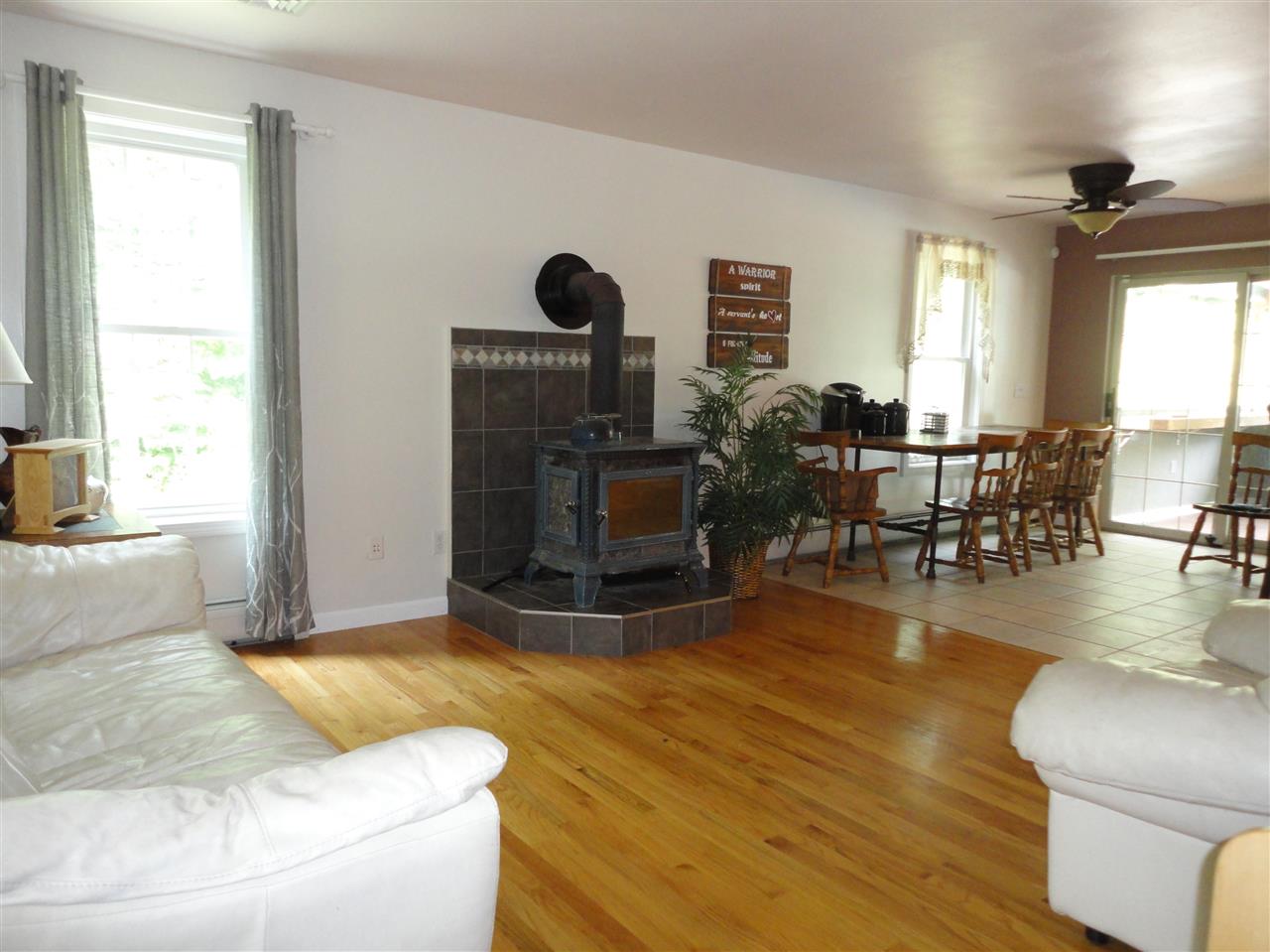 78 Putnam Hill Road Wilton, NH 03086 - Photo 4 of 40