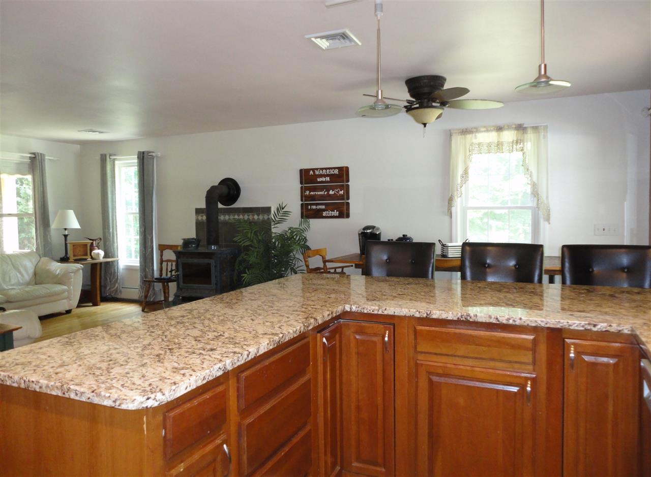 78 Putnam Hill Road Wilton, NH 03086 - Photo 8 of 40