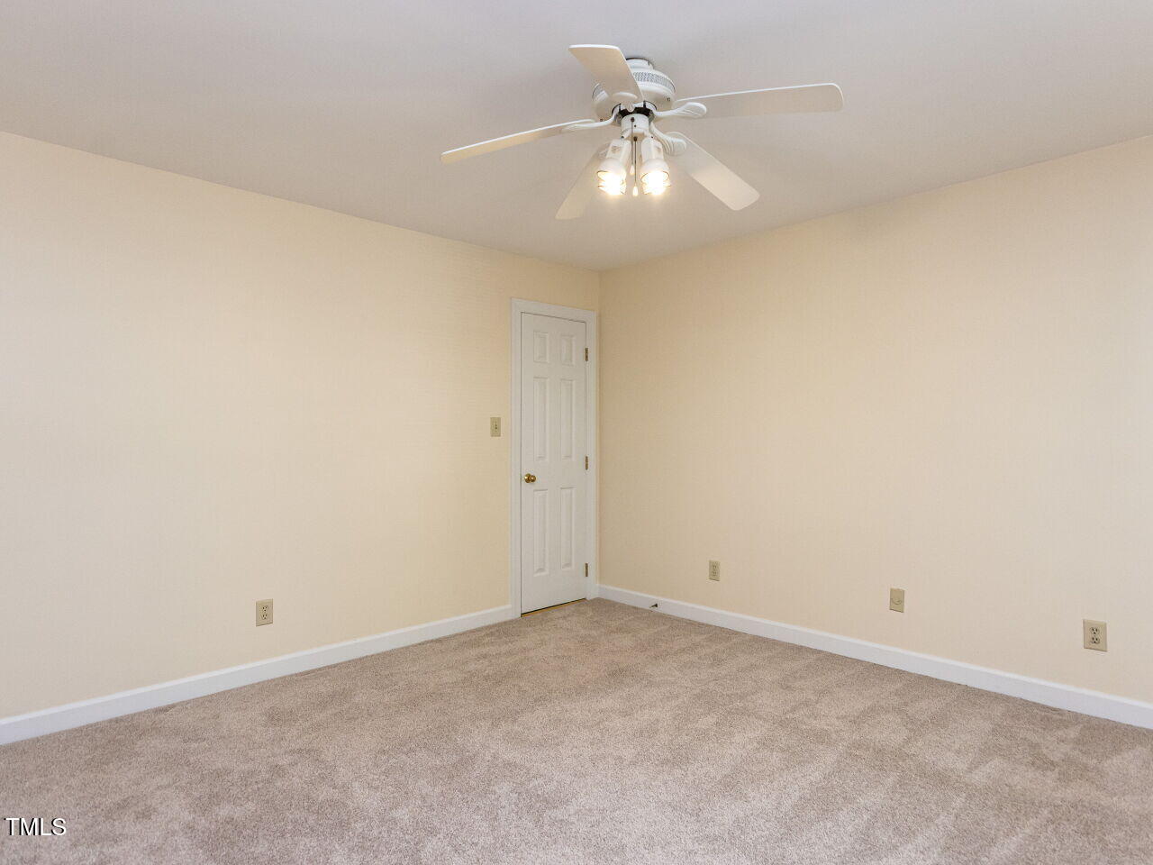 315 King George Loop Cary, NC 27511 - Photo 21 of 39 a view of an empty room