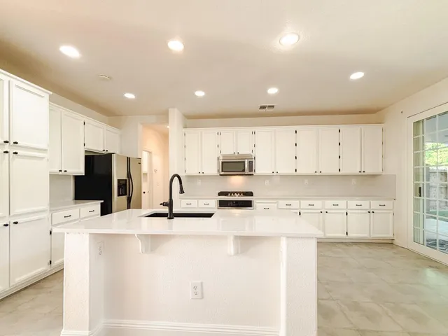 $659,000 | 8008 Horncastle Avenue, Roseville, CA 95747