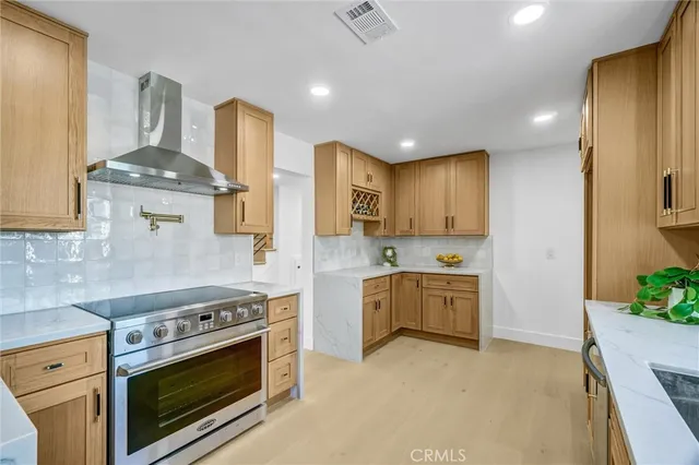 $1,799,500 | 9171 Regatta Drive, Huntington Beach, CA 92646